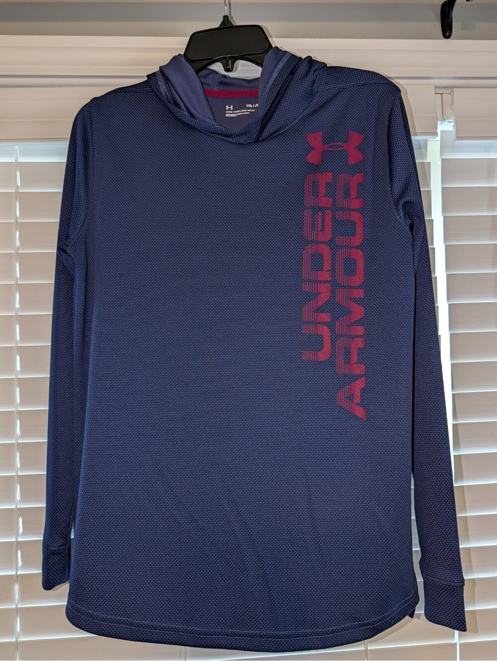 Under Armour Youth Loose Hooded Pullover Top Size YXL blue and red